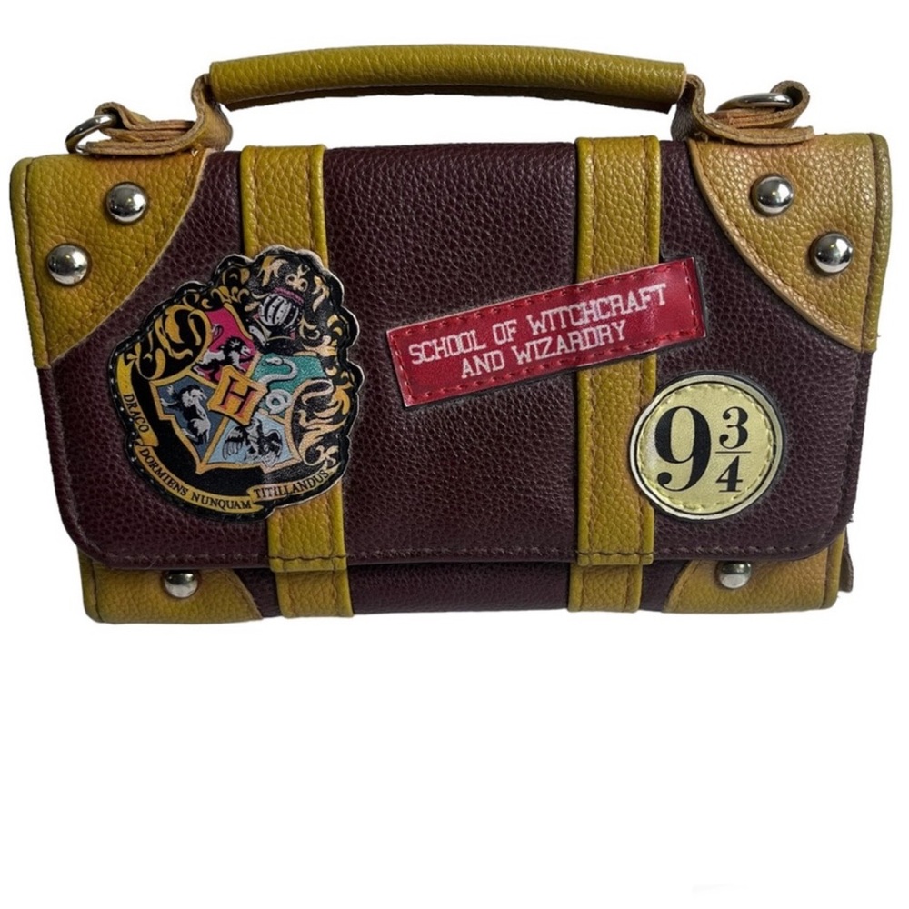 HARRY POTTER Bag Hogwarts Chain Wallet